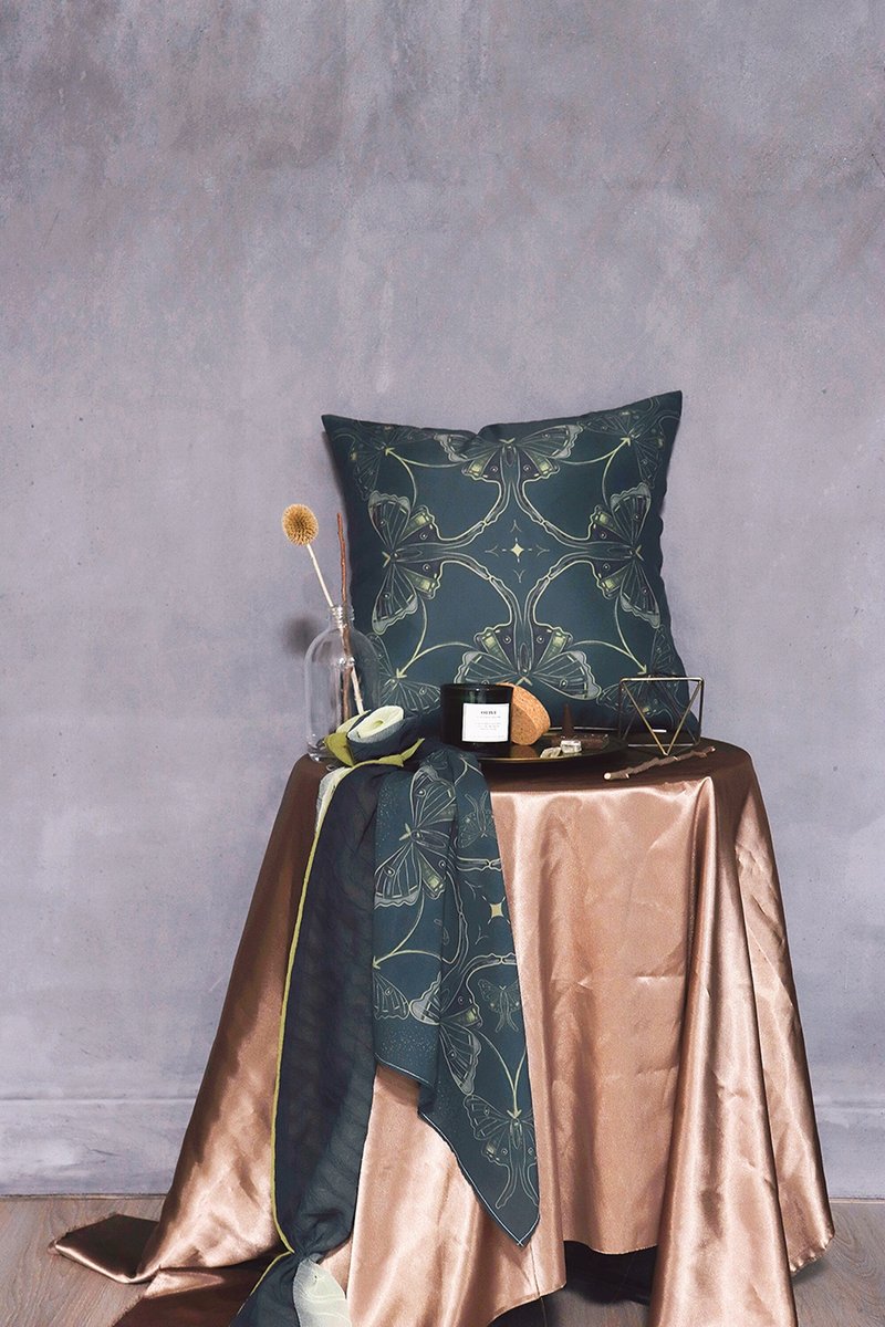 奇幻标本室系列 / 昆虫抱枕套 - 蛾款 - 枕头/抱枕 - 聚酯纤维 绿色