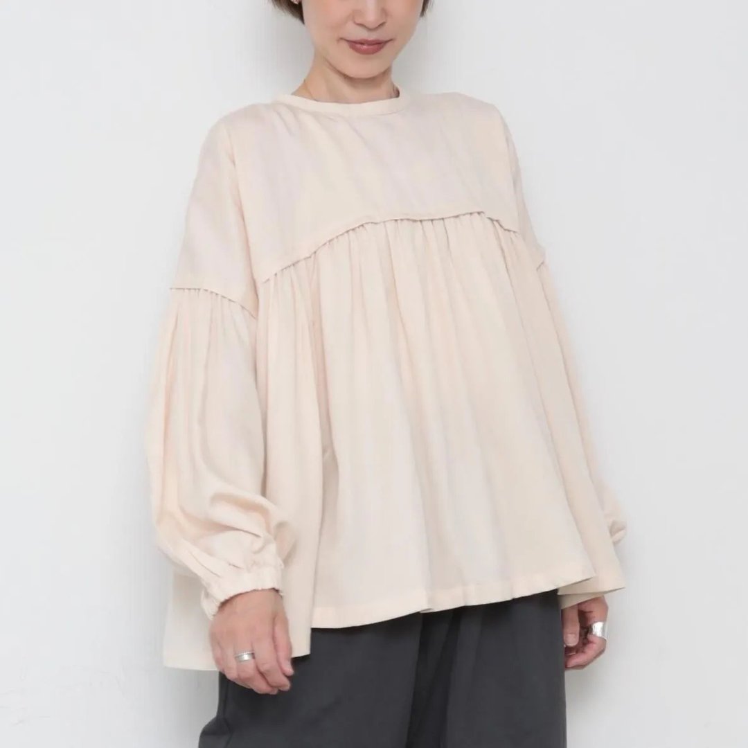 OMAKE.jp 澎袖百褶上衣BaoBlouse 奶油 - 女装上衣 - 棉 白色