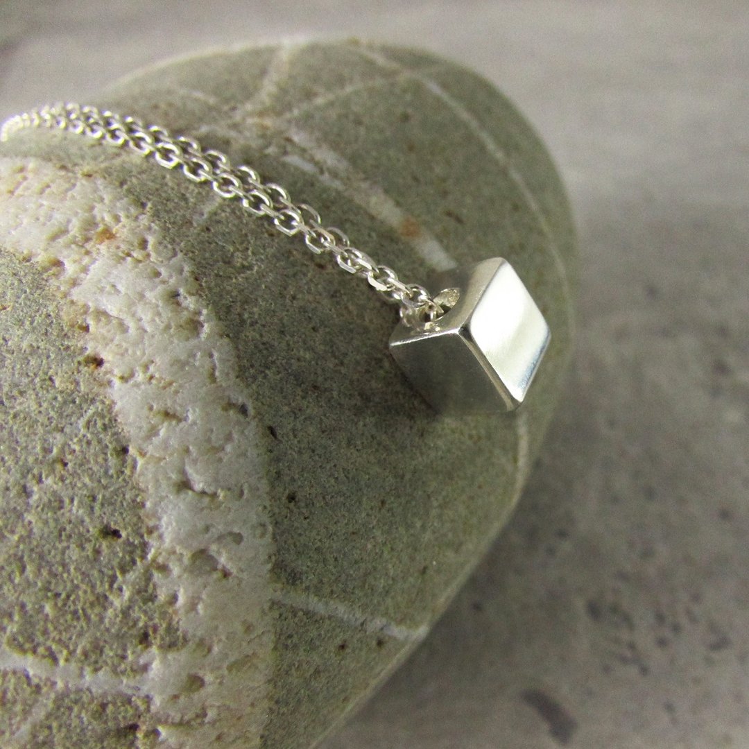 cube sugar necklace_方糖项链 | 925银 设计师手作 又甜又正 - 项链 - 银 银色