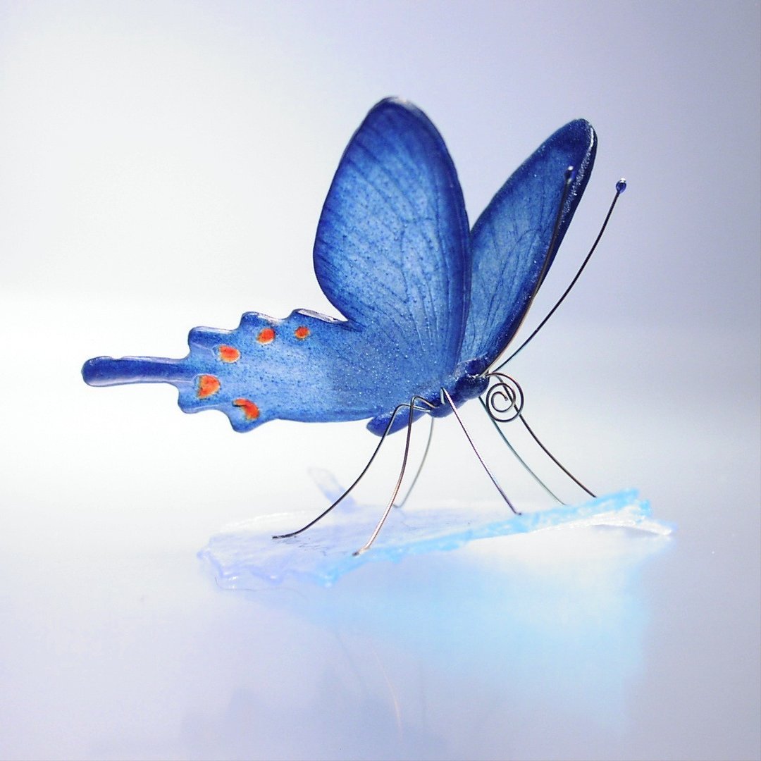 Glass butterfly Jakouageha on leaf - 摆饰 - 玻璃 蓝色