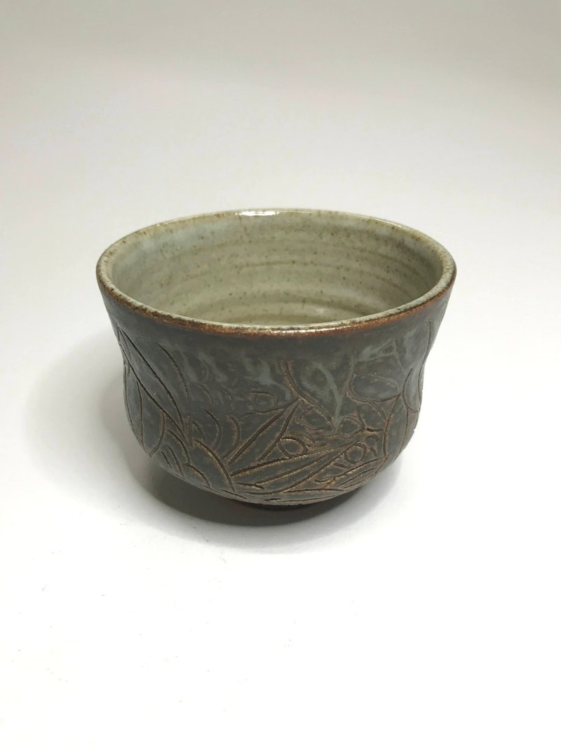 曾永鸿  灰釉刻花杯 - 茶具/茶杯 - 陶 