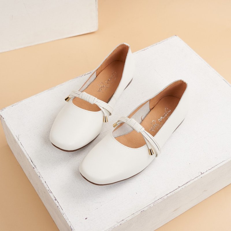 玛莉珍_结绳平底方头娃娃鞋 白色 - 芭蕾鞋/娃娃鞋 - 真皮 白色