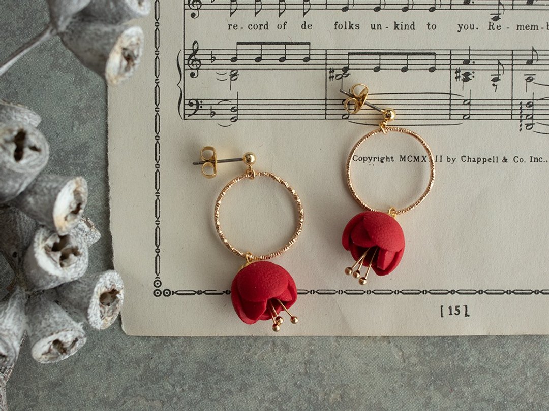 Bell Flower Earrings / red - 耳环/耳夹 - 粘土 红色