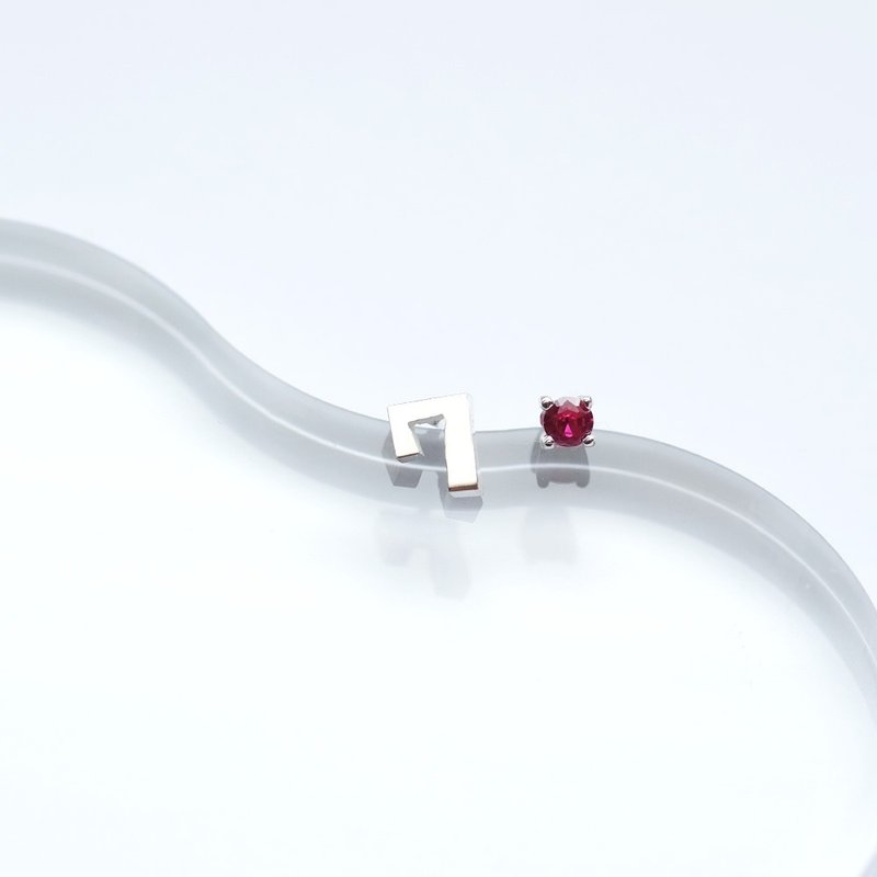 数字 & 7月诞生石 红宝石 耳环 纯银 925 - 耳环/耳夹 - 其他金属 绿色