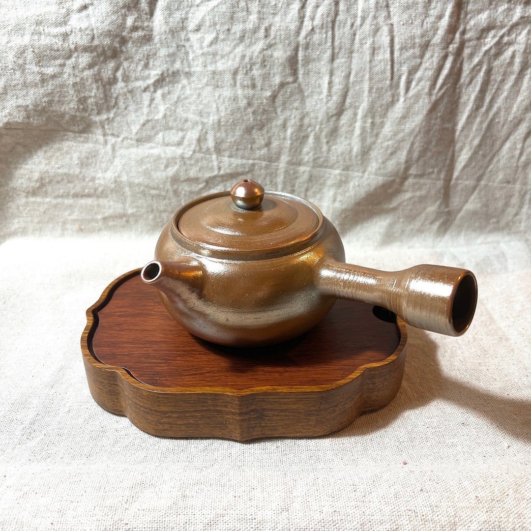 柴烧金彩侧把茶壶 / 柴烧茶具  / 小平凡手作 - 茶具/茶杯 - 陶 
