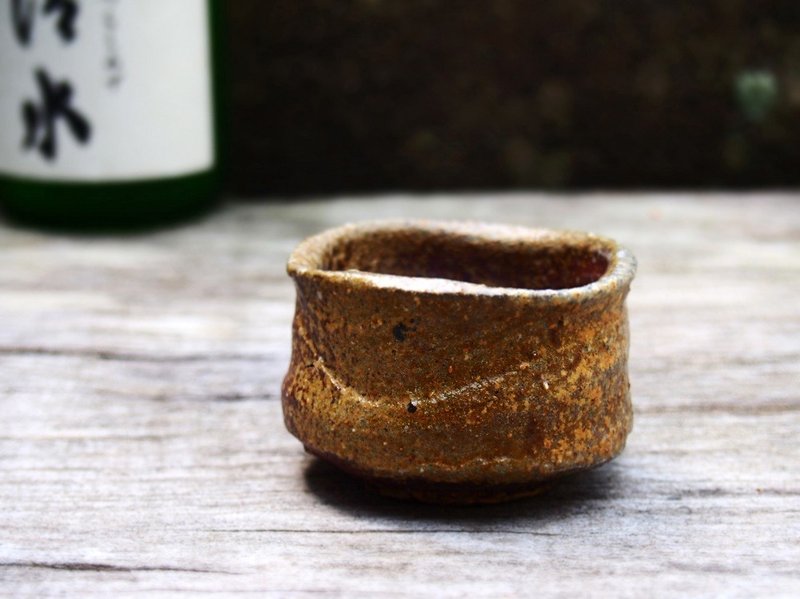 Bizen swallow gi-134 - 花瓶/陶器 - 陶 咖啡色