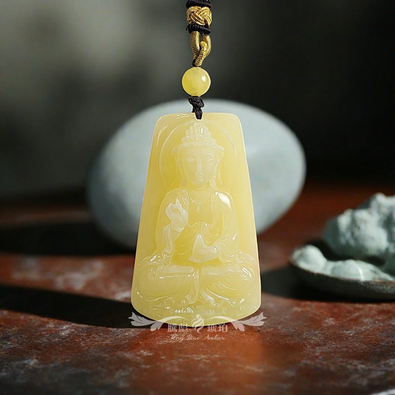 腾彪琥珀 天然牛奶白蜜蜡 大师精雕 净瓶观音 传家正规牌 项链坠 - 项链 - 半宝石 黄色