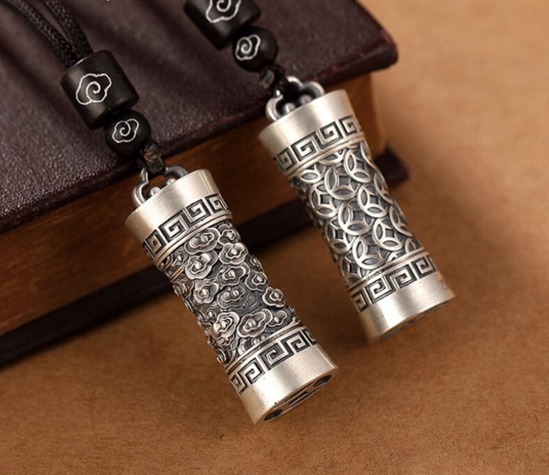Neutral Opening Cylindrical Box Pendants Necklaces 999 Full Silver Ethnic - 长链 - 纯银 银色