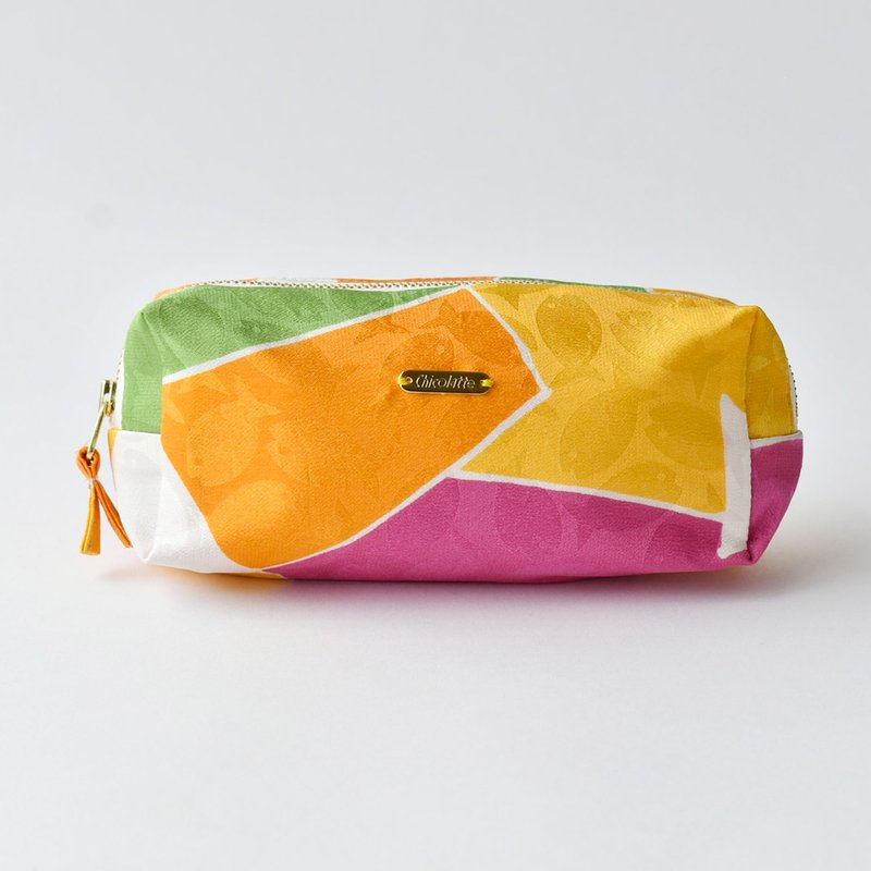 LILLY POUCH (M) / 日本制造 - 化妆包/杂物包 - 其他材质 