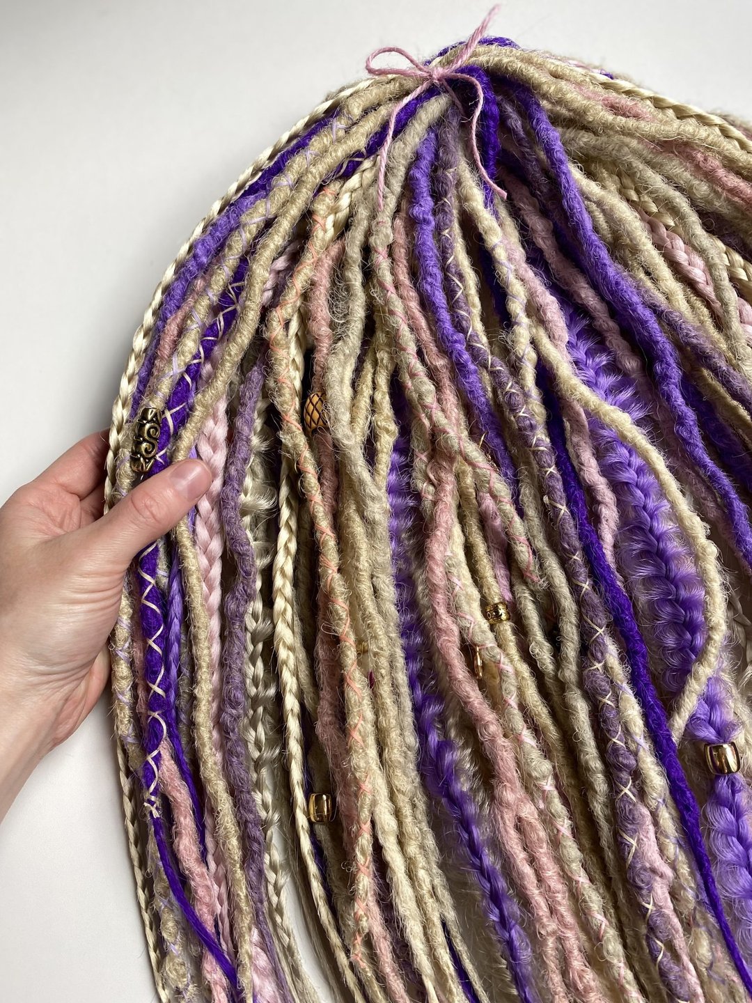 Full set Blonde, pink and purple synthetic De dreadlocks ready to ship - 发饰 - 其他材质 粉红色
