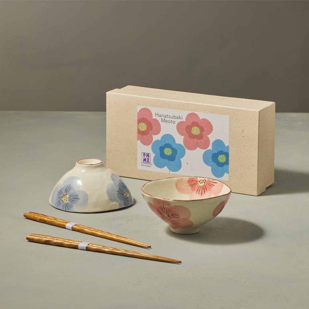 日本美浓烧 - 茶花对碗礼盒组 - 附筷(4件式) - 缺件特卖 - 碗 - 陶 多色