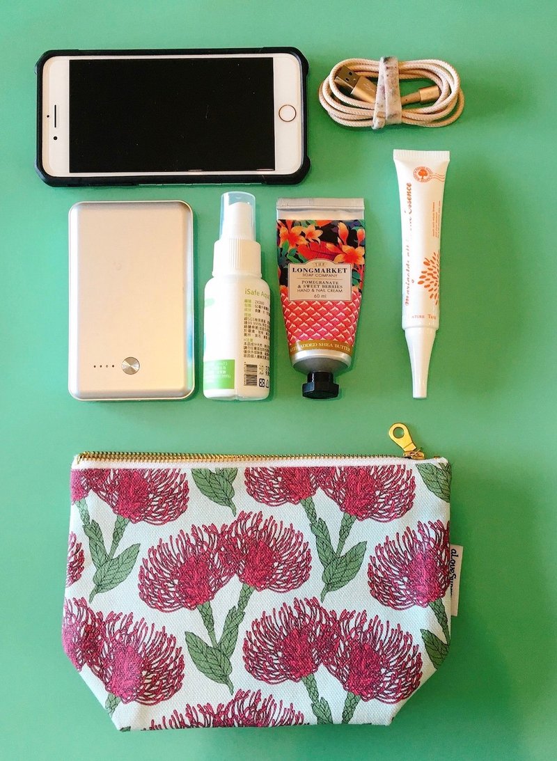 aLoveSupreme 南非文青设计师手绘多彩化妆包_蓝底红色针状帝王 - 化妆包/杂物包 - 棉．麻 