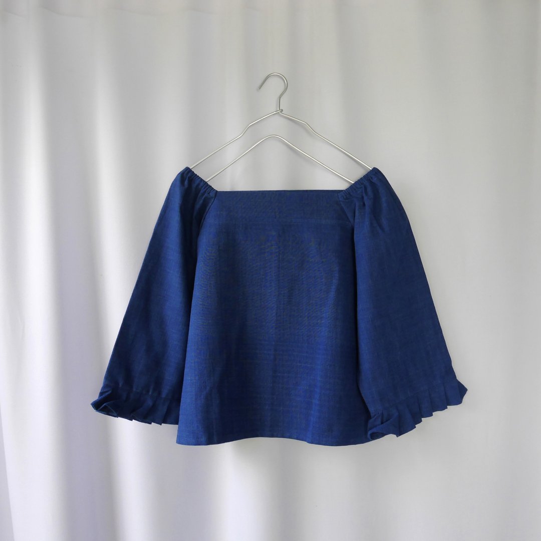 hand- woven cotton fabric shirt (blue) - 女装上衣 - 棉．麻 蓝色
