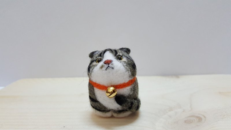 原创羊毛毡 尾巴摆摆站立招财猫摆饰  拜托给我罐罐款 - 其他 - 羊毛 灰色
