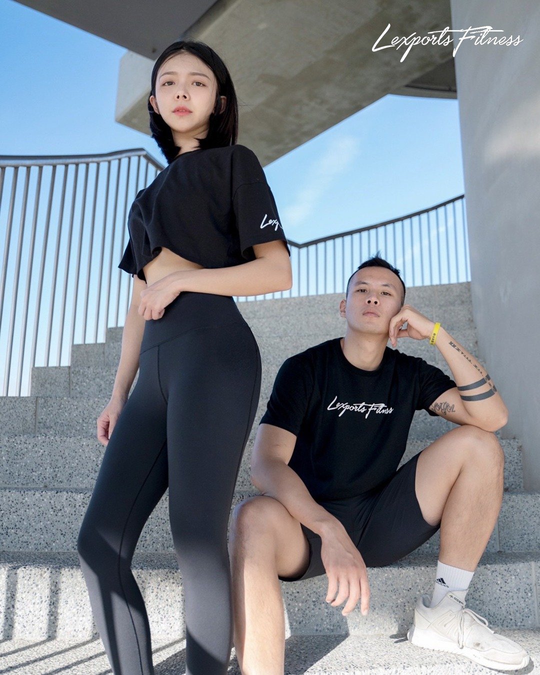 LEXPORTS 【Âme自我灵魂】 女款落肩短版上衣 - 女装运动衣 - 棉 黑色