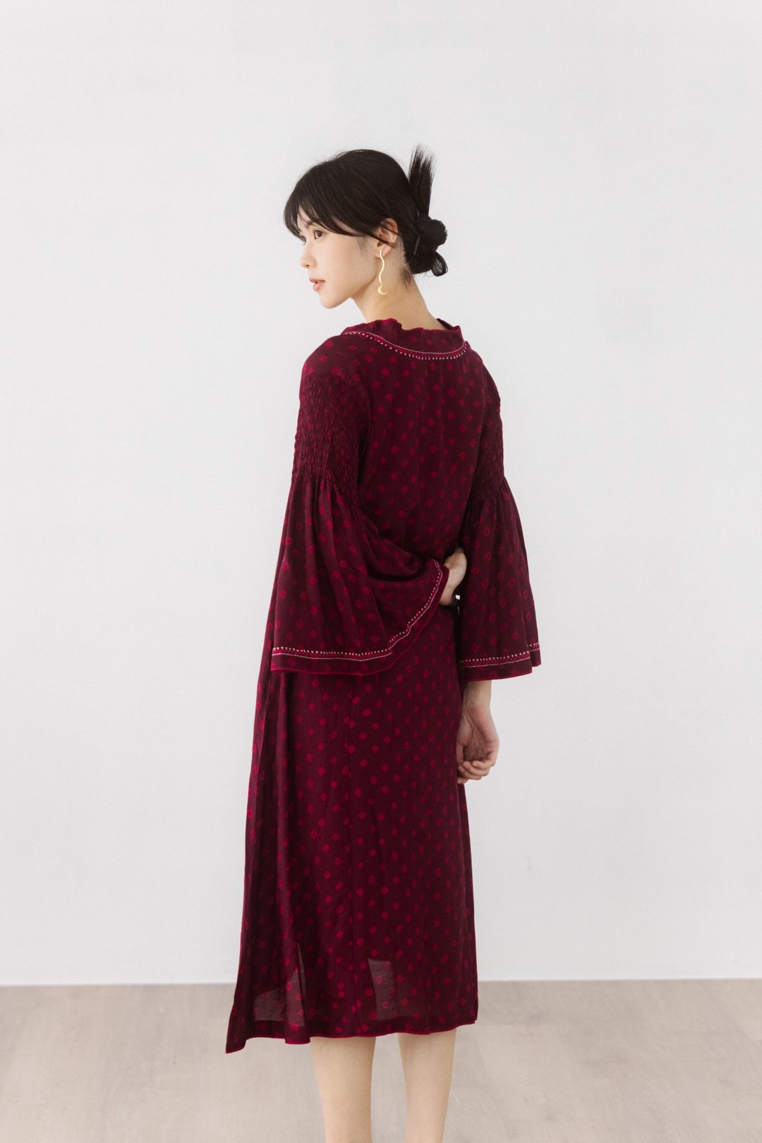 酒红色丝竹和服宽袖 V 领洋装 - 洋装/连衣裙 - 棉 红色