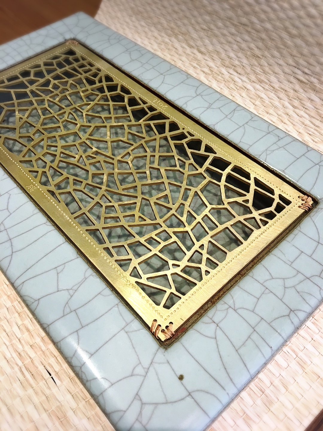 萧鸿成老师   **手作青瓷壶承加手作金工铜盘** - 茶具/茶杯 - 陶 