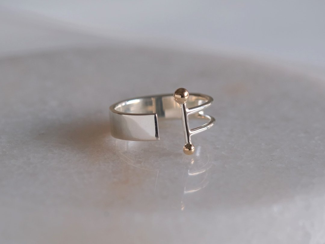 double point ring K10YG silver925 - 戒指 - 其他金属 银色
