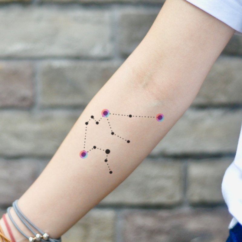OhMyTat 水瓶座星座 Aquarius Constellation 刺青纹身贴纸 (2张) - 纹身贴 - 纸 多色