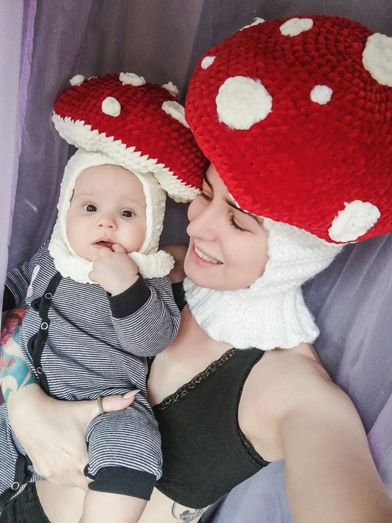 Hand crochet red mushroom hat, Wool balaclava baby, Toadstool costume hat - 婴儿帽/发带 - 羊毛 红色
