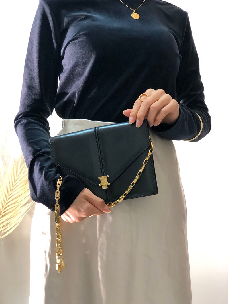 【日本直送 名品二手包 CELINE Triomphe 链条皮革手拿包 2way 肩包绿复古 6xhzxe - 侧背包/斜挎包 - 真皮 绿色