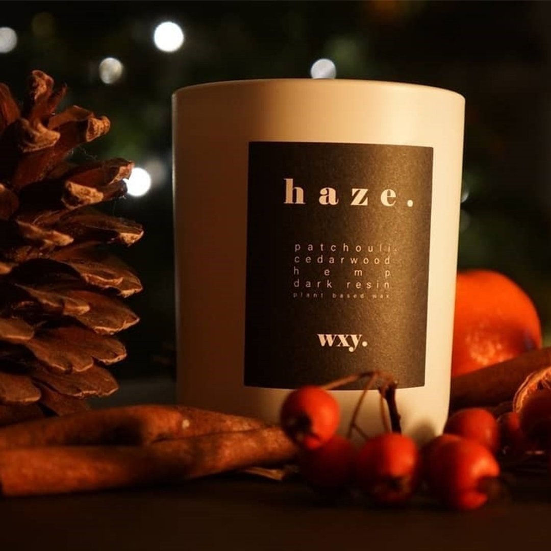 【微瑕疵/盒损】英国 wxy 经典蜡烛- haze. 广藿香 & 麻 - 蜡烛/烛台 - 玻璃 黑色