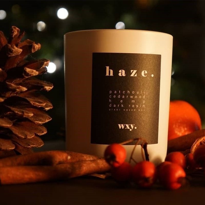【微瑕疵/盒损】英国 wxy 经典蜡烛- haze. 广藿香 & 麻 - 蜡烛/烛台 - 玻璃 黑色