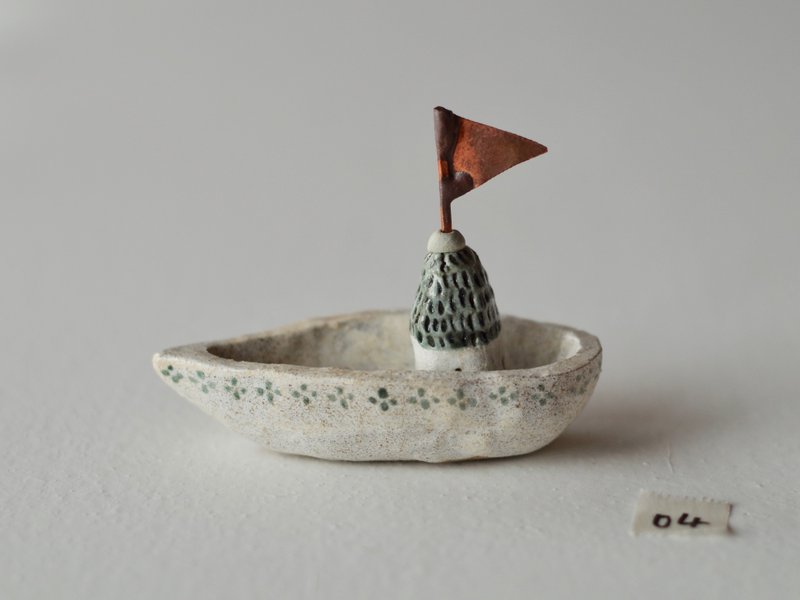 accessory holder little fairy boat アクセサリホルダー　こびとの舟04 - 摆饰 - 陶 蓝色