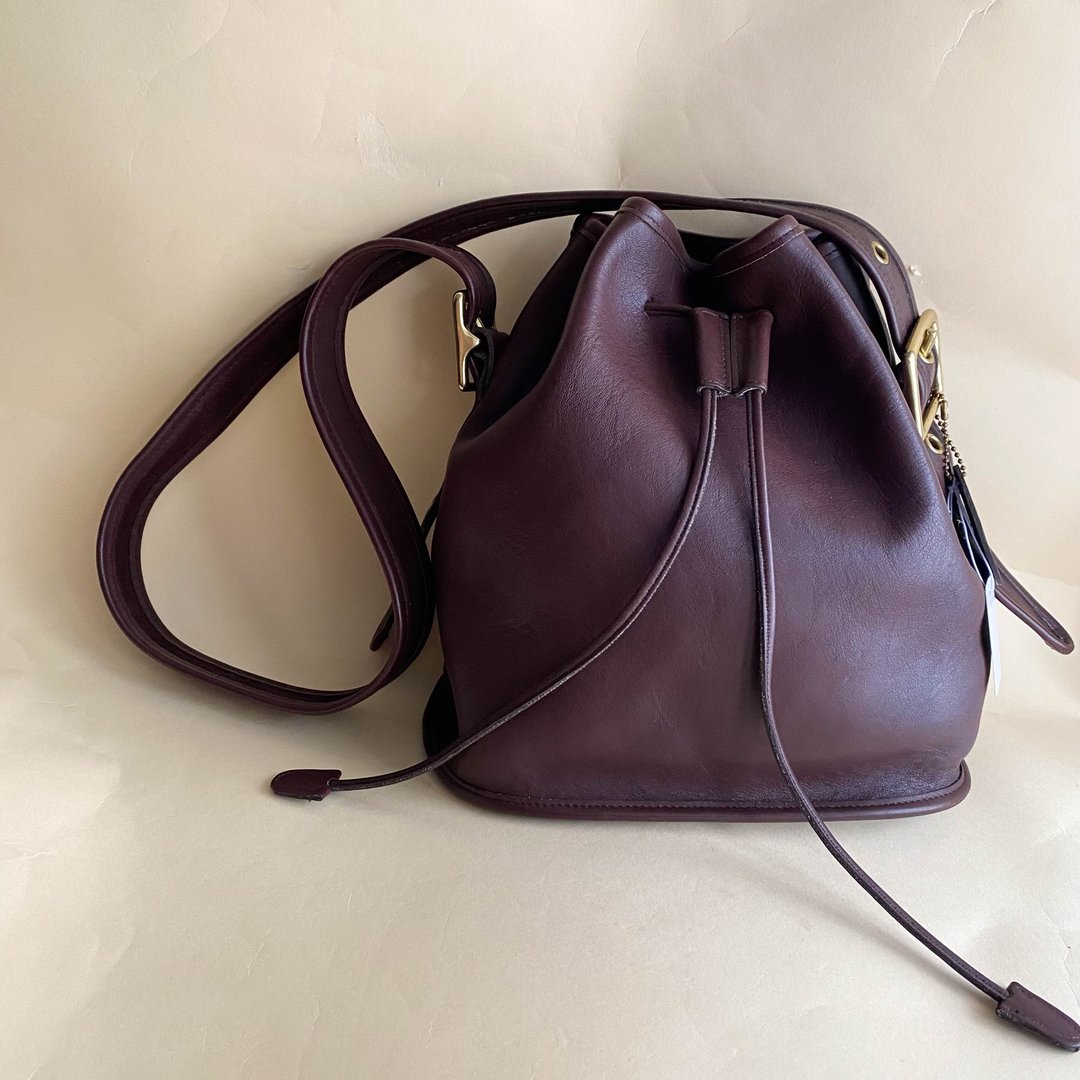 中古包Coach|水桶包|索绳包|古董包|女友礼物|侧背包Bucket - 束口袋双肩包 - 真皮 咖啡色