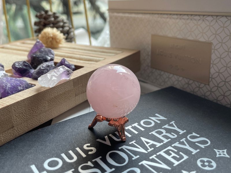 能量摆件 水晶球 原矿  原石 招财消磁 粉水晶 - 摆饰 - 水晶 粉红色