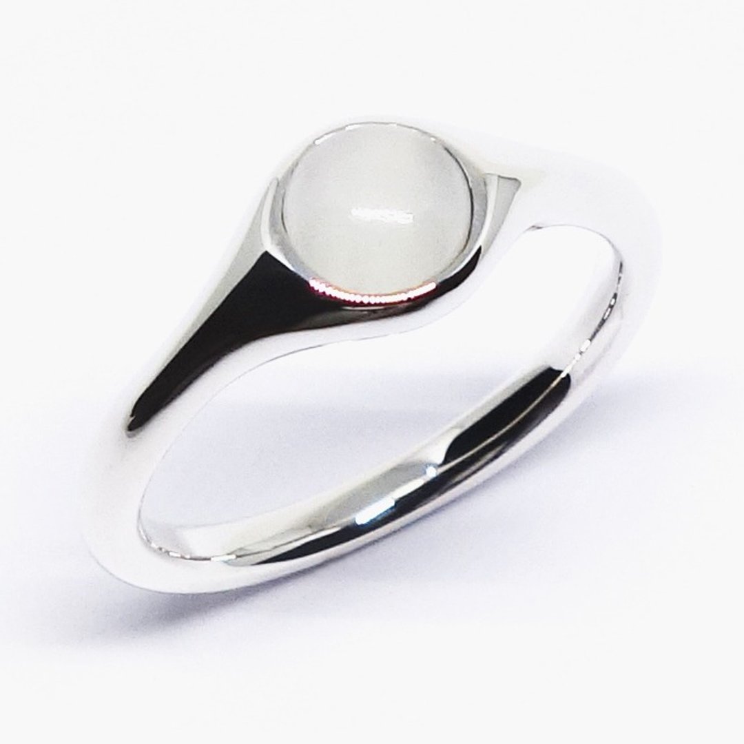 SV925 Minimal moonstone ring【Pio by Parakee】月光石戒指 - 戒指 - 其他金属 白色