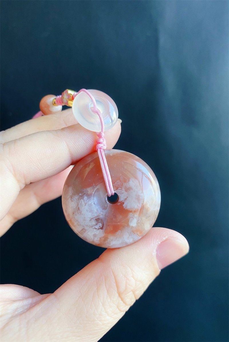 【售出】樱花玛瑙 平安扣 牛血红 水中花 意境美 天然石 礼物 手 - 挂绳/吊绳 - 水晶 粉红色