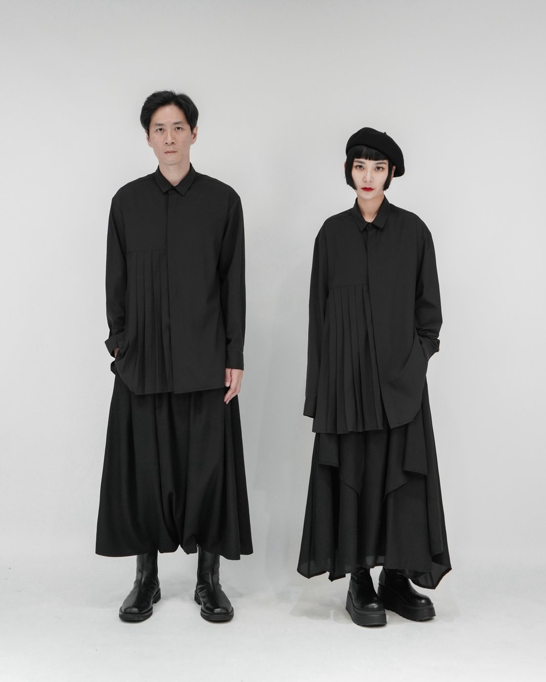 MUKK DESIGN 单边压褶翻领衬衫 - 男装衬衫 - 棉 黑色