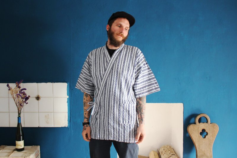 (甚平外套)(日本制里标)白色深蓝色100%棉质甚平外套(Made in Japan)F3171(圣诞礼物圣诞节交换礼物) - 男装外套 - 棉．麻 白色