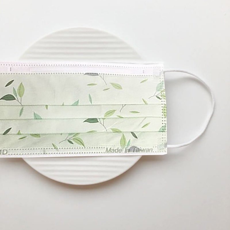 【无藏】悠悠一抹绿_成人医疗口罩/5入装/10入盒/50入盒装/双钢印 - 口罩 - 其他材质 绿色