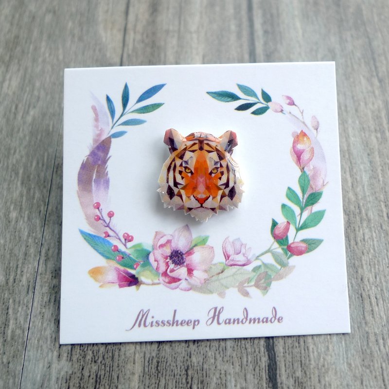 Misssheep-U22-几何动物系列- 瞪人的老虎 手作耳环 (耳针 / 耳夹) (单只) - 耳环/耳夹 - 塑料 