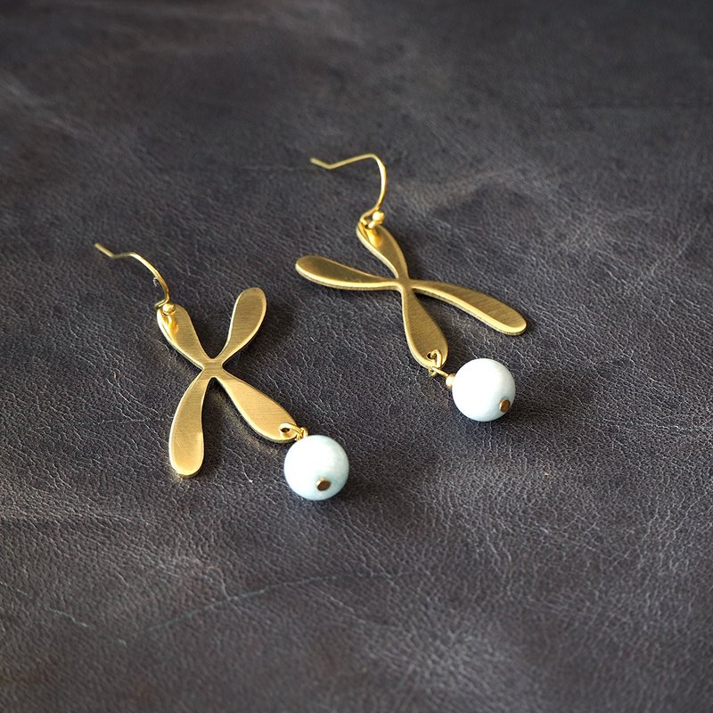 Cromo So Cute earrings (brass hand made) - 耳环/耳夹 - 铜/黄铜 蓝色
