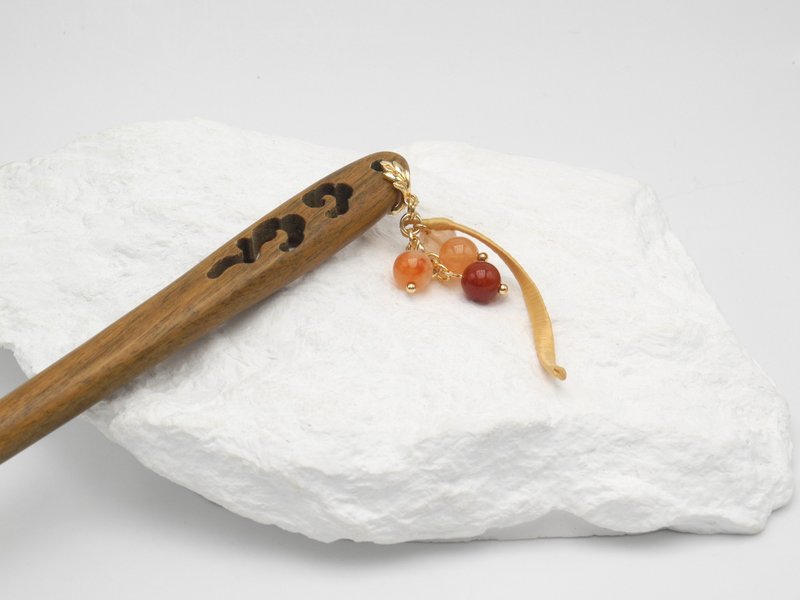 【秋色】檀木缠花发簪 果实 兔毛晶 - 发饰 - 绣线 紫色