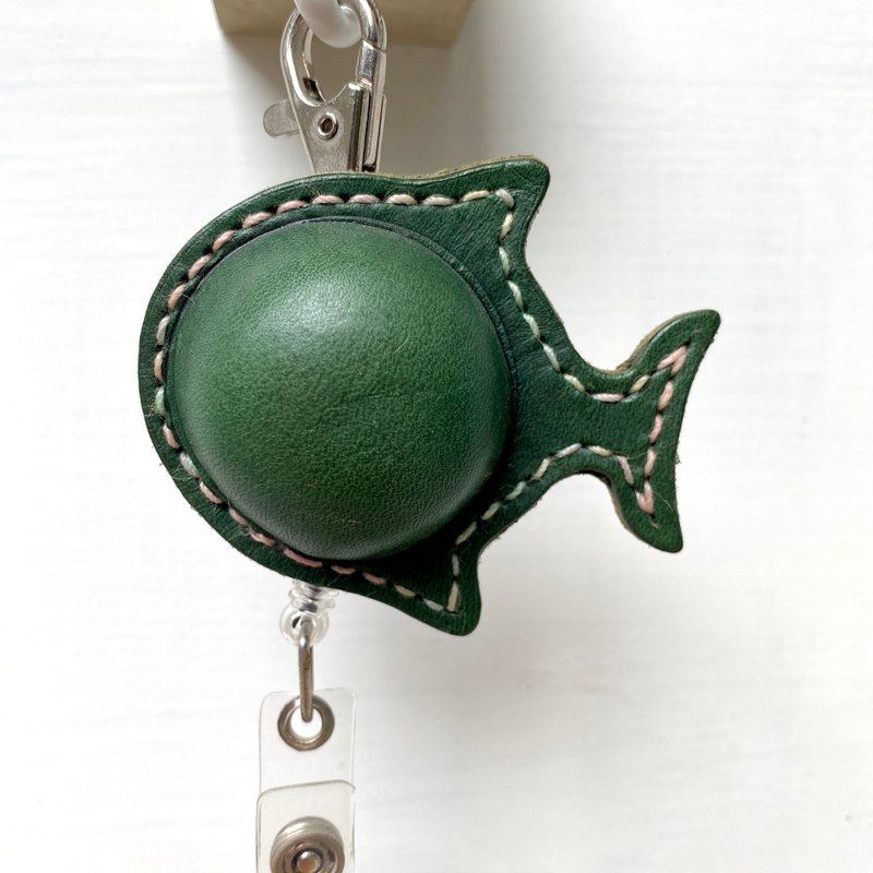 小鲸鱼植鞣牛皮胖肚肚伸缩拉拉扣 邮差绿 通勤 上班族 易拉扣 - 证件套/卡套 - 真皮 绿色