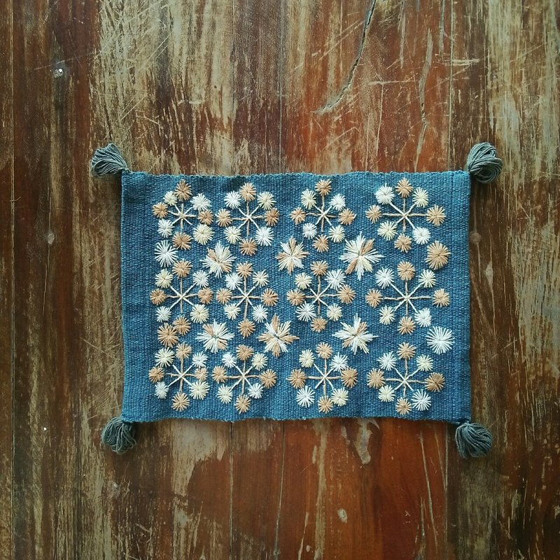 Karen ethnic hand-embroidered cloth / interior decoration / Thai plant dyeing & hand-woven / indigo gray / one-of-a-kind / one-of-a-kind / cotton - 其他 - 棉 蓝色