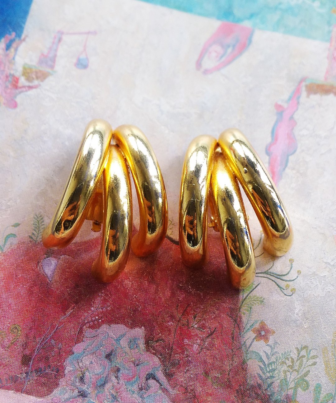 Vintage Jewelry 西洋古董饰品 太空管爪子 个性摩登 夹式耳环 - 耳环/耳夹 - 其他金属 金色