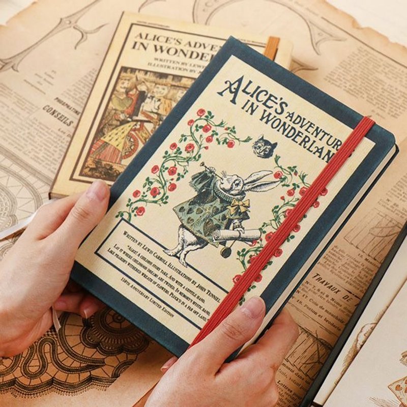 7321Design 开学季-爱丽丝150周年限定版绑带横条笔记本-爱心兔(蓝),7321-06027 - 笔记本/手帐 - 塑料 绿色