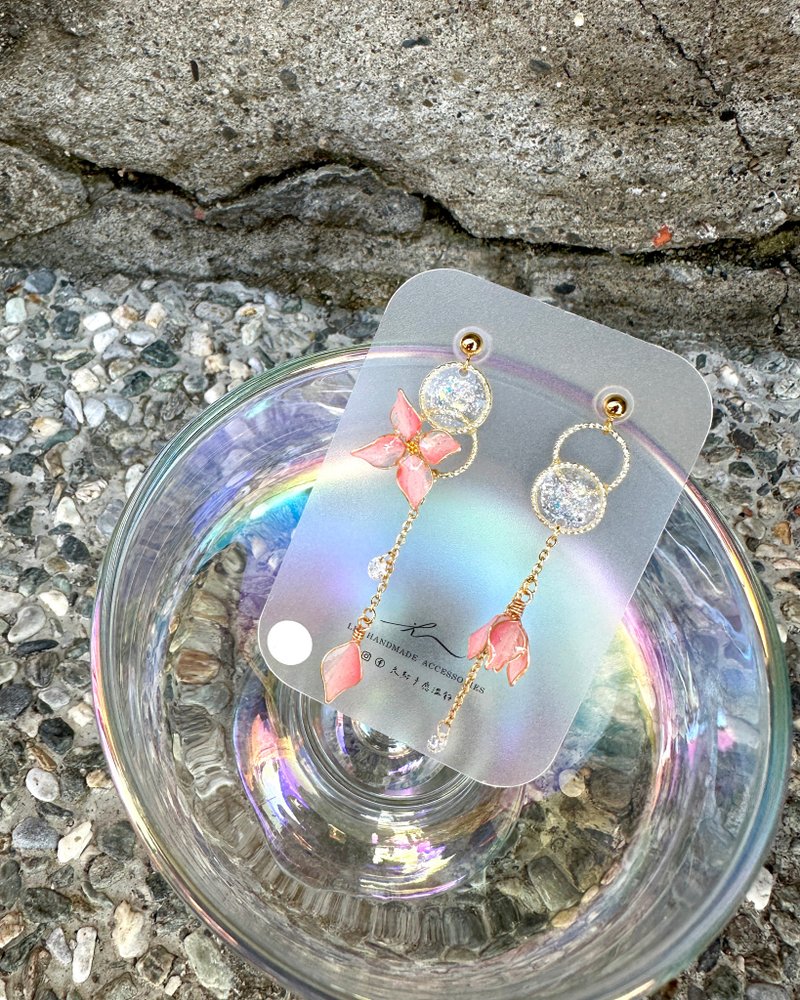 耳针x耳夹水晶花_梦境日(粉色)_光点饰品 - 耳环/耳夹 - 树脂 粉红色