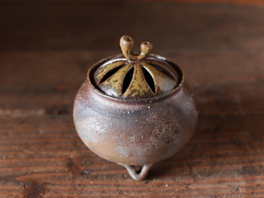 Bizen ware incense burner (with paulownia box) i-080 - 香薰/精油/线香 - 陶 咖啡色