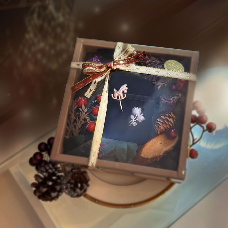 圣诞礼盒/珍珠彩绘 小马发夹 郁金香证章 胸针 发饰 礼物 圣诞 - 发饰 - 水晶 多色