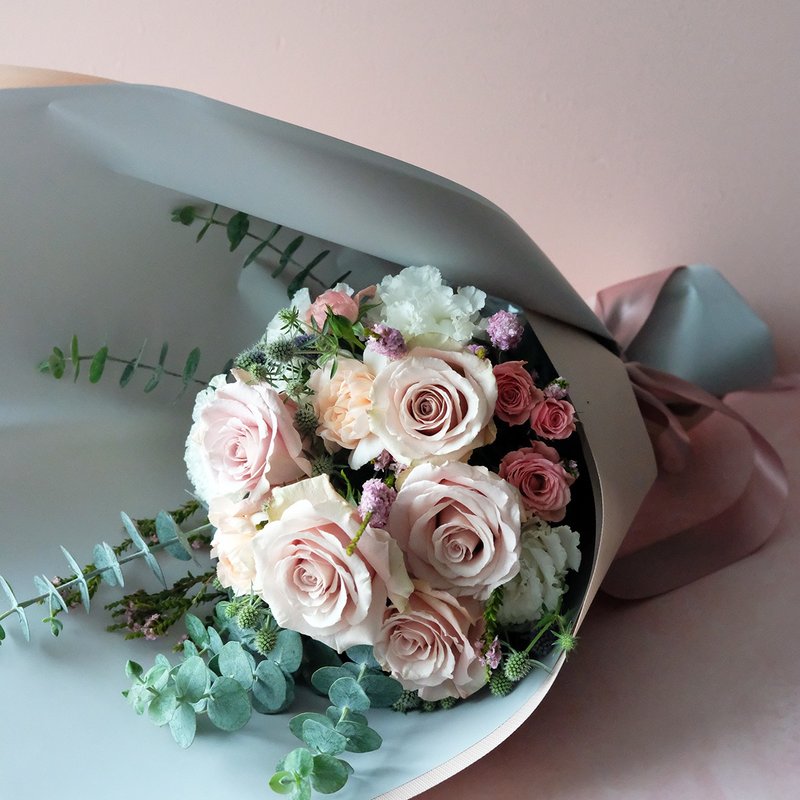 Love is an attitude 奶茶流沙玫瑰鲜花束 | 鲜花 - 植栽/盆栽 - 植物．花 卡其色
