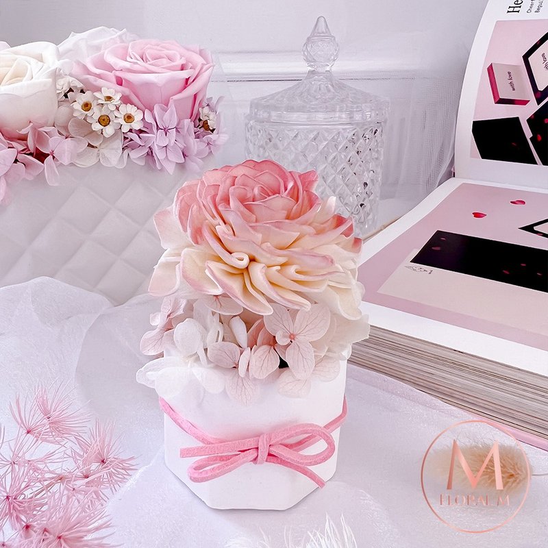 克里斯蒂娜公主香氛扩香花凯特粉 (赠送5ml香氛油) - 摆饰 - 植物．花 粉红色