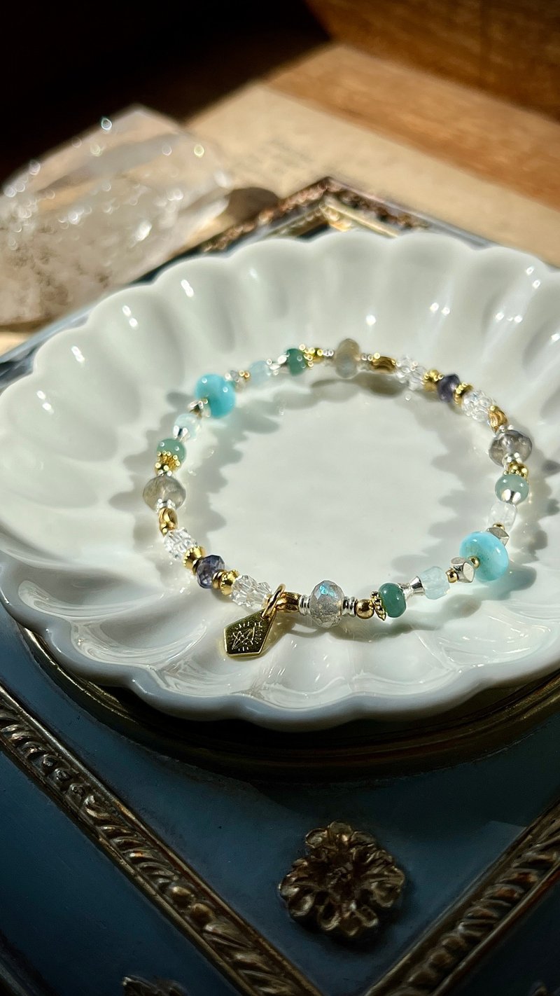 -蔚蓝小海湾 - 天然水晶手链/黄铜手链 - 手链/手环 - 水晶 蓝色
