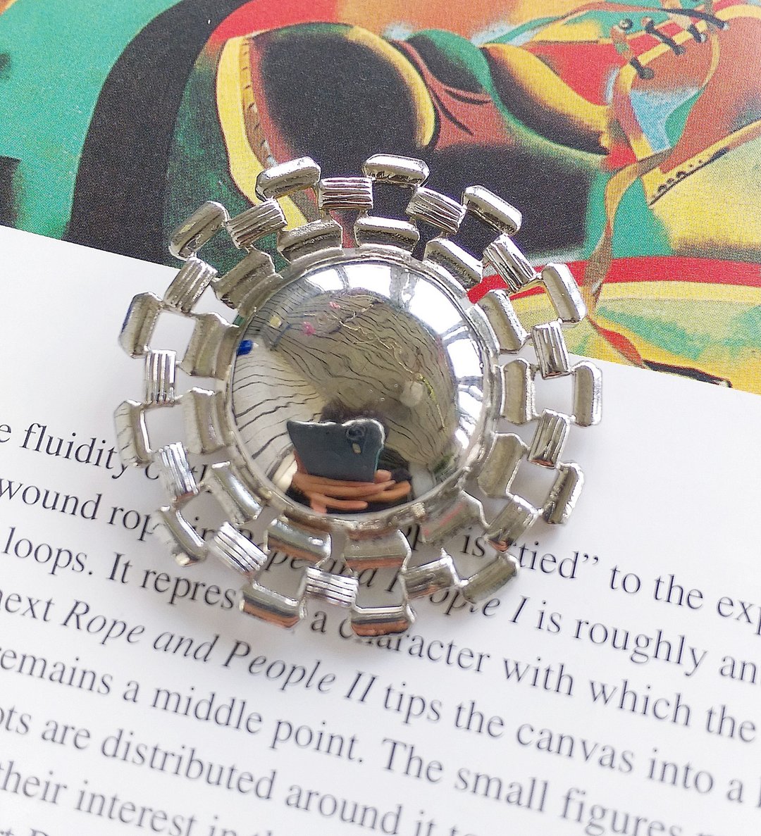 Vintage Jewelry 西洋古董饰品 银色调  轮圆  别针 - 徽章/别针 - 其他金属 金色