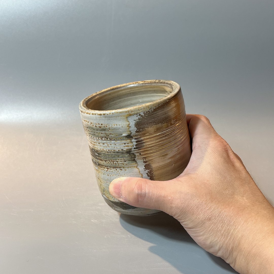柴烧粉引手握杯 / 小平凡手作 - 茶具/茶杯 - 陶 